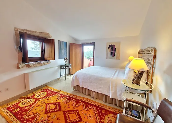 בית כפרי Pedra Natural